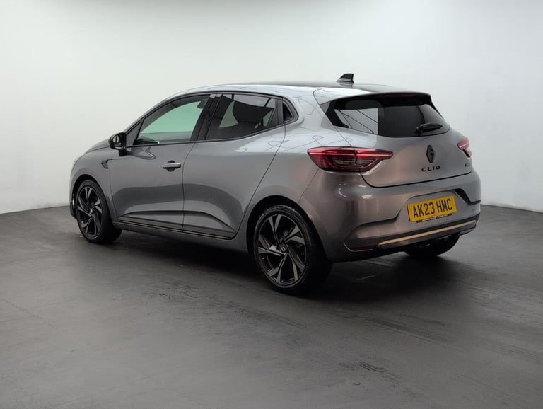 2023 Renault Clio 1.6 E-TECH E-Tech engineered Hatchback 5dr Petrol Hybrid Auto Euro 6 (s/s)  HAT...