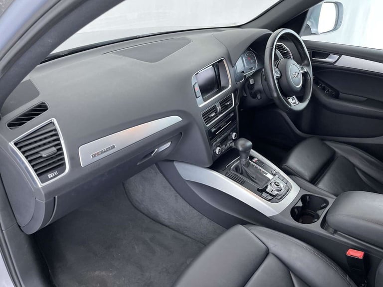 2014 Audi Q5 2.0 TDI S line Plus SUV 5dr Diesel S Tronic quattro Euro 5 (s/s) (177 ps) S SUV Dies...