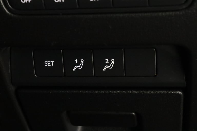 2020 Mazda Mazda3 2.0 SKYACTIV-X MHEV GT Sport Tech Euro 6 (s/s) 5dr HATCHBACK Petrol Manual