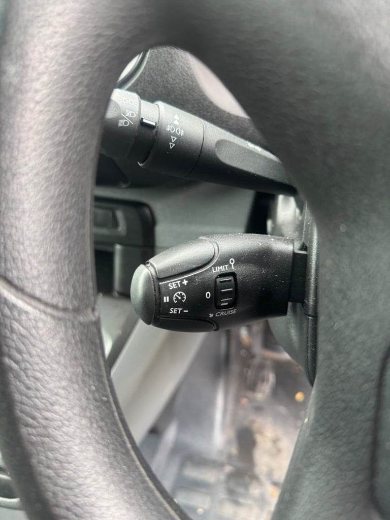 VAUXHALL VIVARO 1.5 Turbo D 2900 Dynamic 2022