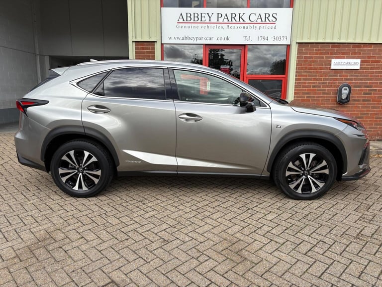 LEXUS NX 2.5 300h F Sport E-CVT 4WD Euro 6 (s/s) 5dr 2018