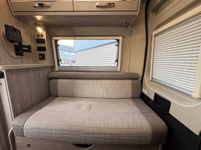 Elddis Sorento CV40