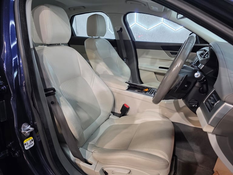 2017 Jaguar XF PRESTIGE Saloon Diesel Automatic