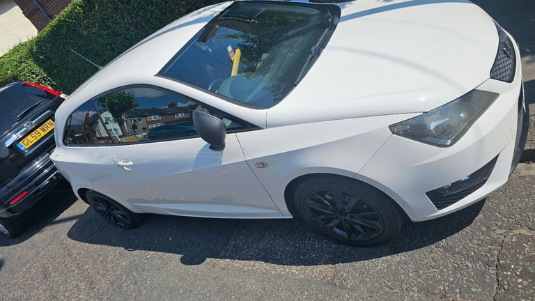 Seat, IBIZA, Hatchback, 2012, Manual, 1197 (cc), 3 doors