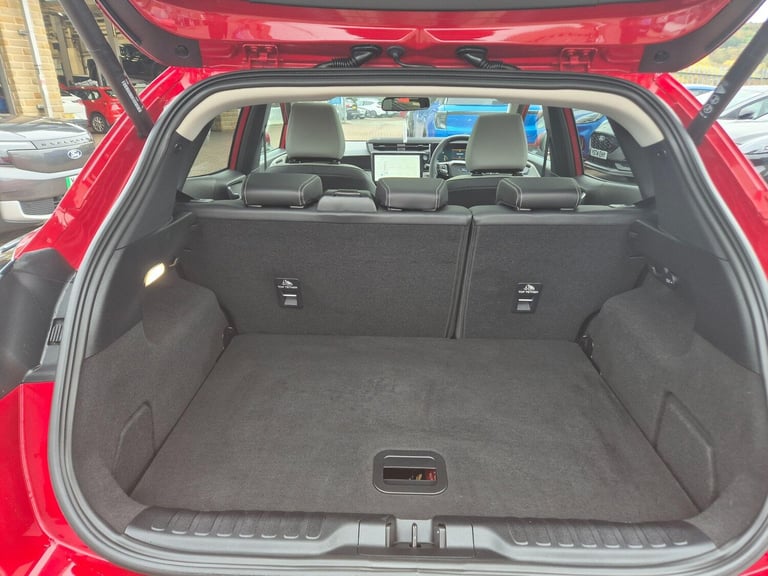 2025 Ford Puma Gen-E Standard Range 43kWh Premium Auto 5dr HATCHBACK Electric Automatic