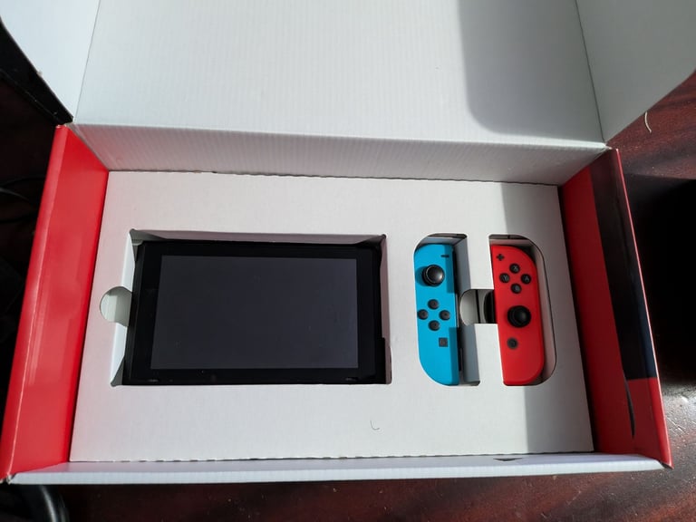 Nintendo switch,boxed