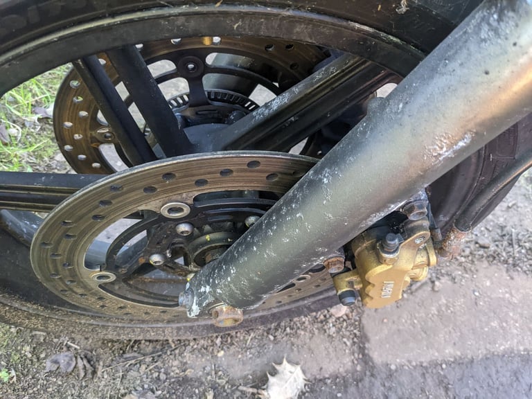 Breaking 2010 honda cbf1000