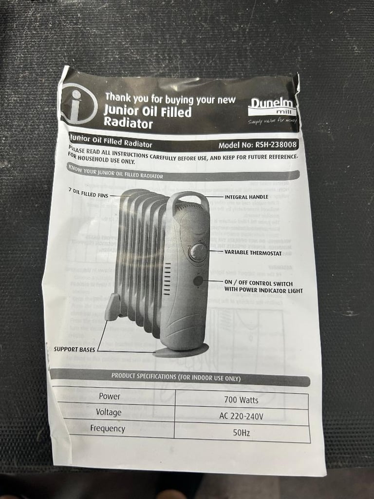 Dunelm Junior Oil filled Radiator 700 watts LIKE NEW