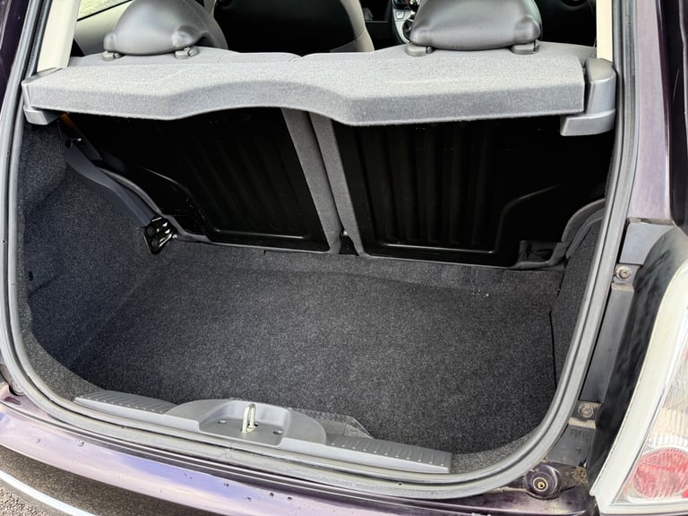 2012(62) Fiat  500 lounge 1.2 petrol manual mot 1 year road tax 1 year 35,000 Miles yes 35000