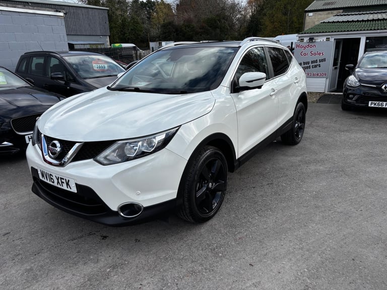 image for 2016 Nissan Qashqai 1.2 DIG-T N-Connecta 2WD Euro 6 (s/s) 5dr HATCHBACK Petrol Manual