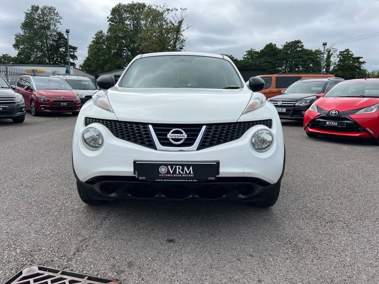 2012 Nissan Juke 1.6 Visia SUV 5dr Petrol Manual Euro 5 (117 ps) HATCHBACK Petrol Manual
