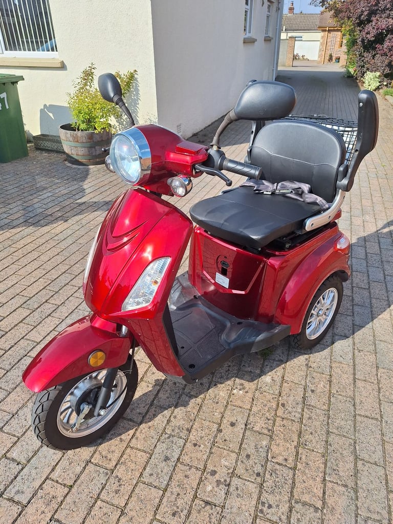 JT  500 MOBILITY SCOOTER