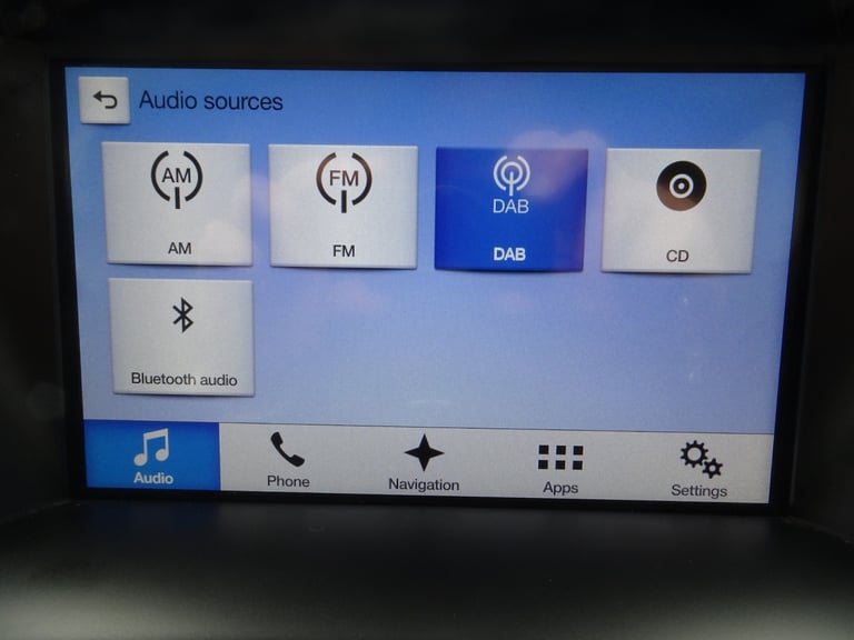 2.0 TDCi Titanium 5dr 2WD *APPLE CAR PLAY +FSH +SATNAV +REV CAM +2 KEYS