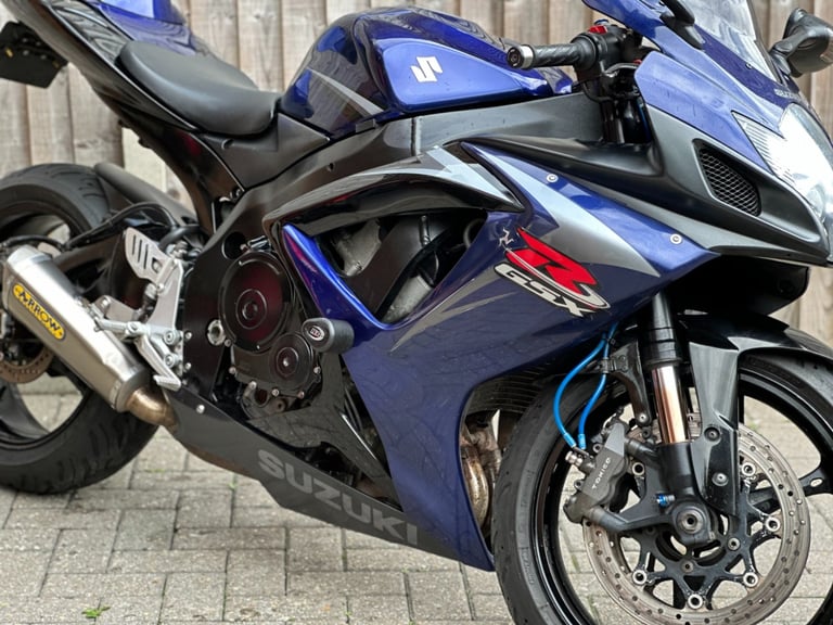 SUZUKI GSXR 750 K7 ISLE OF MAN 2007 (07) SUPER SPORT NUMBER 096 OF 200 MADE