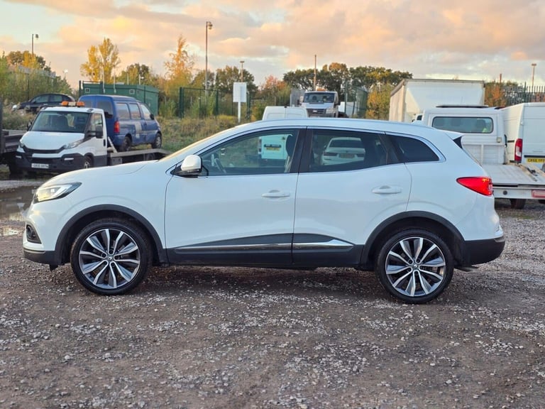 2019 Renault Kadjar 1.3 TCe Iconic SUV 5dr Petrol EDC Euro 6 (s/s) (140 ps) SUV Petrol Automatic