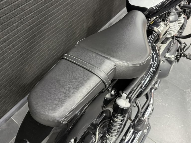 ROYAL ENFIELD SUPER METEOR 650 2023