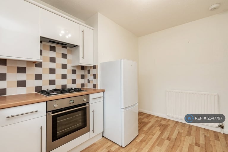 Studio flat in Linksfield Gardens, Aberdeen, AB24 (#2647797)