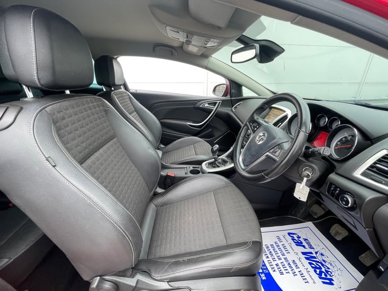 ** 2012 VAUXHALL ASTRA GTC 2.0 CDTi Sri + 11 SERVICES + HPI CLEAR ** 