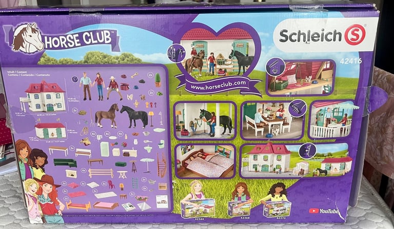 Schleich 42416 Horse Club house and stable aged 5-12 yrs