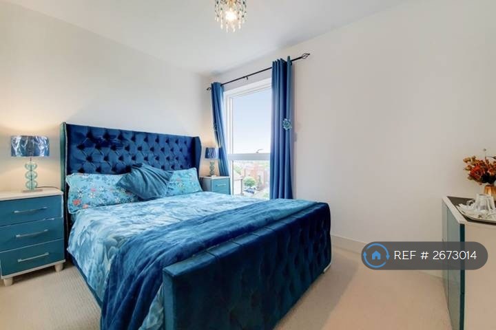 2 bedroom flat in Lyon Road, Harrow, HA1 (2 bed) (#2673014)