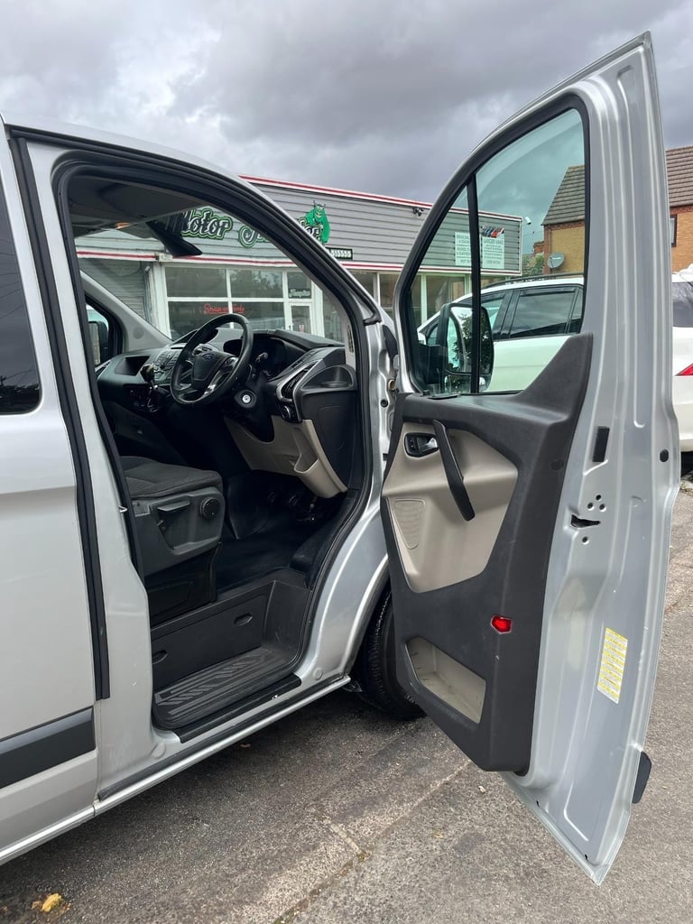 Ford Transit Custom 2.2 TDCi 125ps Trend LWB 6 Seat Crew Van DIESEL 2014/14