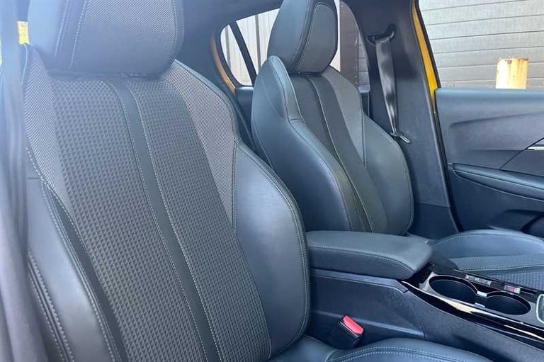 2023 Peugeot 208 1.2 PureTech 100 GT 5dr HATCHBACK PETROL Manual