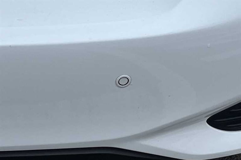 2019 Toyota Yaris 1.5 VVT-i Icon Hatchback 5dr Petrol CVT Euro 6 (111 ps) Hatchback Petrol Automatic
