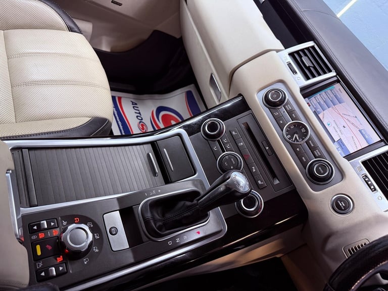 2011 Land Rover Range Rover Sport 3.0 TD V6 Autobiography Sport CommandShift 4WD Euro 5 5dr ESTAT...