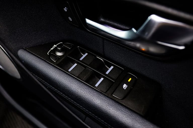 2018 Land Rover Range Rover Evoque 2.0 TD4 SE 5dr ESTATE DIESEL Manual