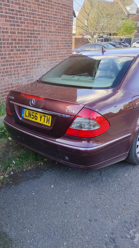 E220 CDI AUTO AVANTGARDE FACELIFT 