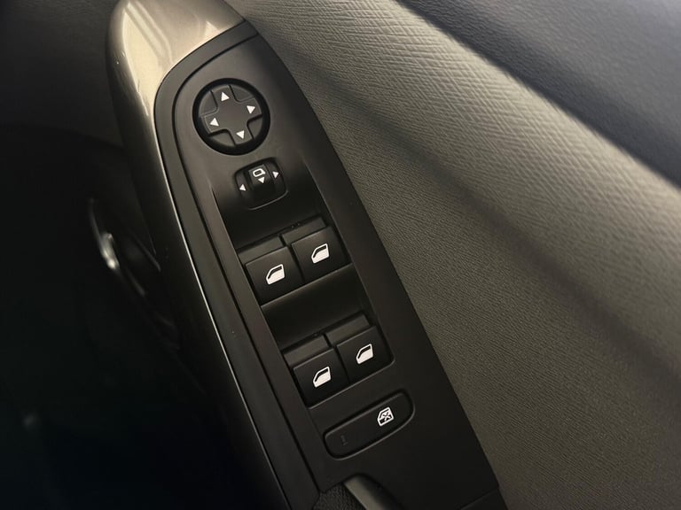 2019 Citroen C4 1.2 PureTech 130 Flair 5dr EAT8 MPV PETROL Automatic