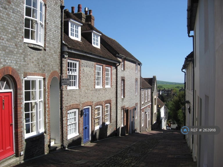 2 bedroom house in Keere Street, Lewes, BN7 (2 bed) (#2639118)