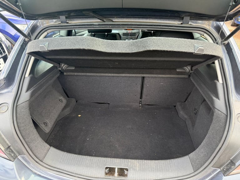 2006 Vauxhall Astra 1.6i 16v Design Sport Hatch 3dr Petrol Manual (158 g/km, 103 bhp) Hatchback P... - Image 7