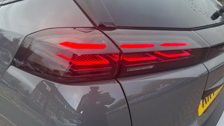 2024 Peugeot 2008 1.2 HYBRID GT SUV 5dr Petrol Hybrid e-DSC6 Euro 6 (s/s) (136 ps) SUV Hybrid Aut...