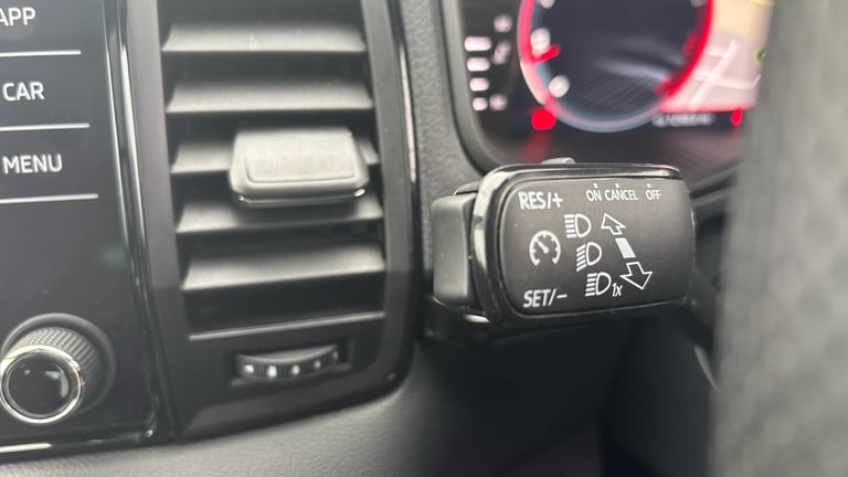 2024 Skoda Karoq 1.5 TSI Sportline 5dr ESTATE PETROL Manual