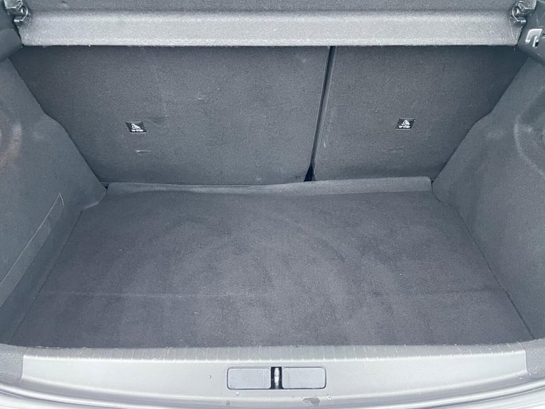 2023 Peugeot 208 1.2 PureTech Allure Premium + Euro 6 (s/s) 5dr HATCHBACK Petrol Manual