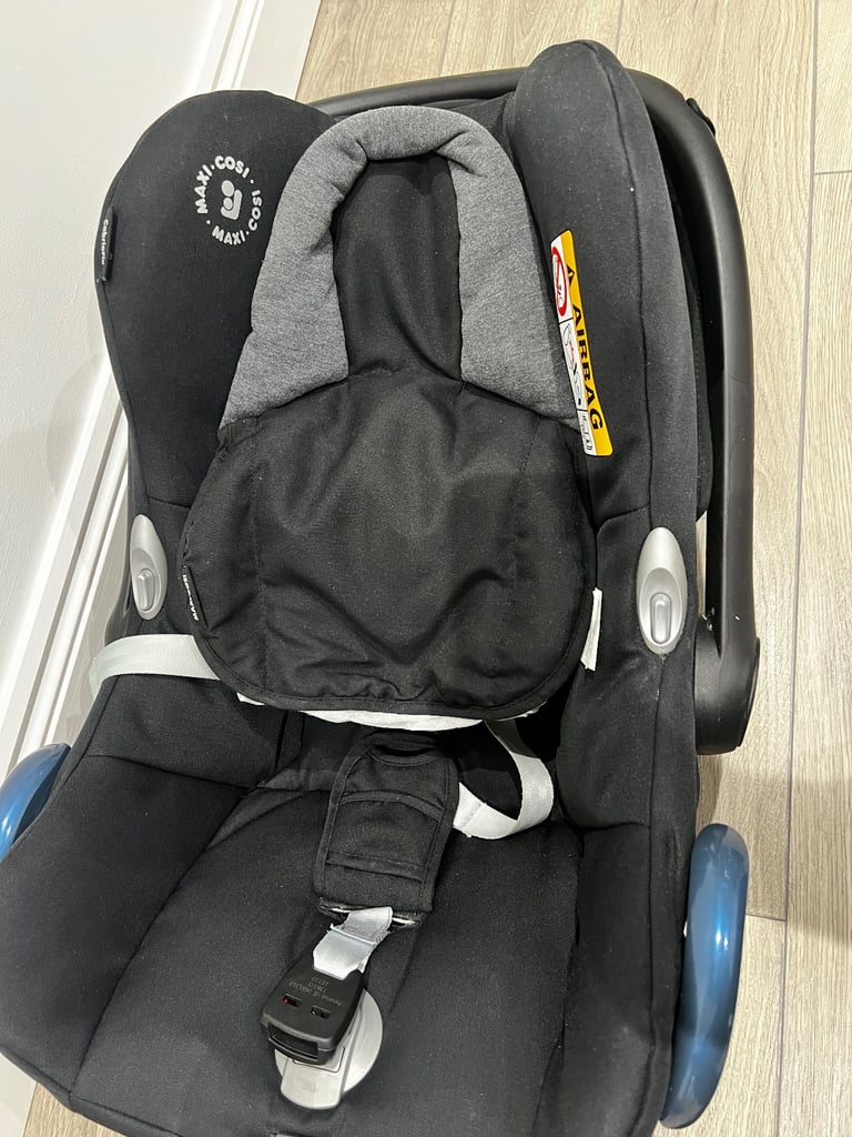 Maxi-Cosi Pebble Car Seat – Used Condition