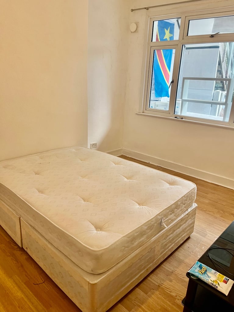 image for Room to rent near London Road, Westcliff-on-sea. 