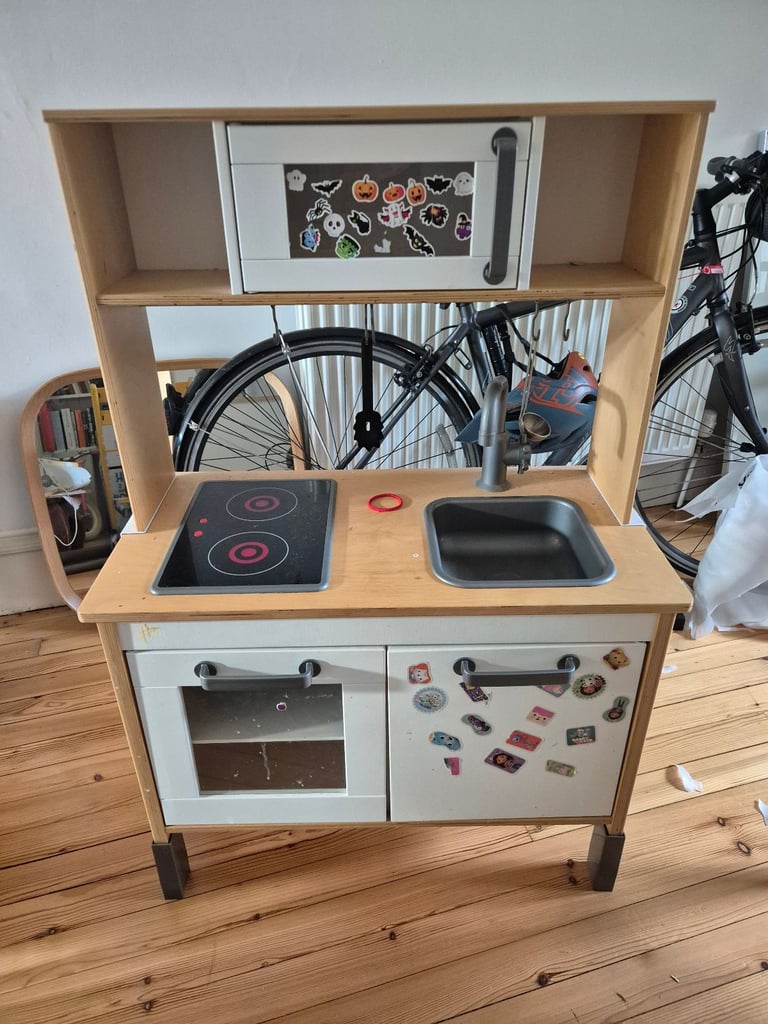 Ikea kids play kitchen - free