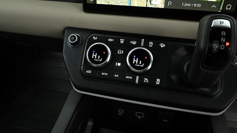 2023 Land Rover Defender 110 3.0 D300 MHEV X-Dynamic HSE SUV 5dr Diesel Auto 4WD Euro 6 (s/s) (30...