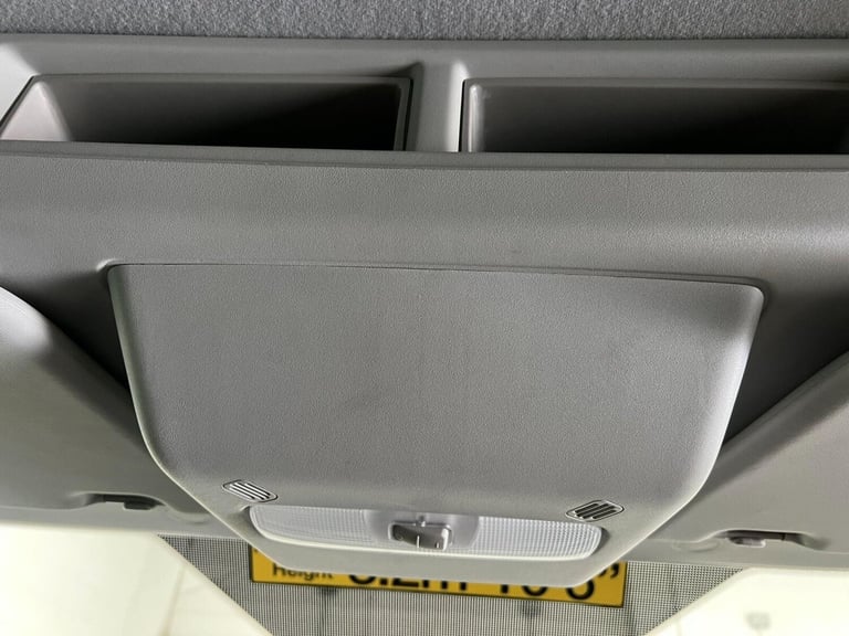 2023 Ford Transit 2.0 350 EcoBlue Leader FWD L4 Euro 6 (s/s) 2dr Luton Diesel Manual