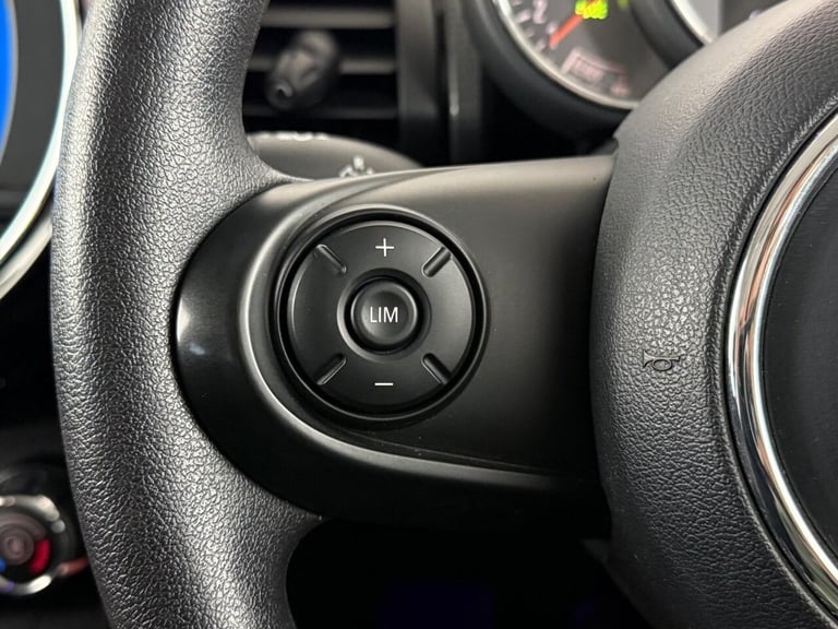 2019 MINI Hatch 1.5 Cooper Classic Euro 6 (s/s) 5dr Hatchback Petrol Manual