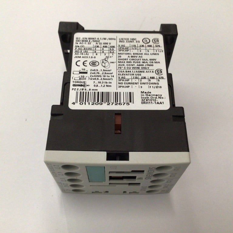 Siemens Contactor 3RT1016-1AF02, 110V Coil, 3NO Contacts + 1NC Aux, New, Boxed. ML Furnaces Spares