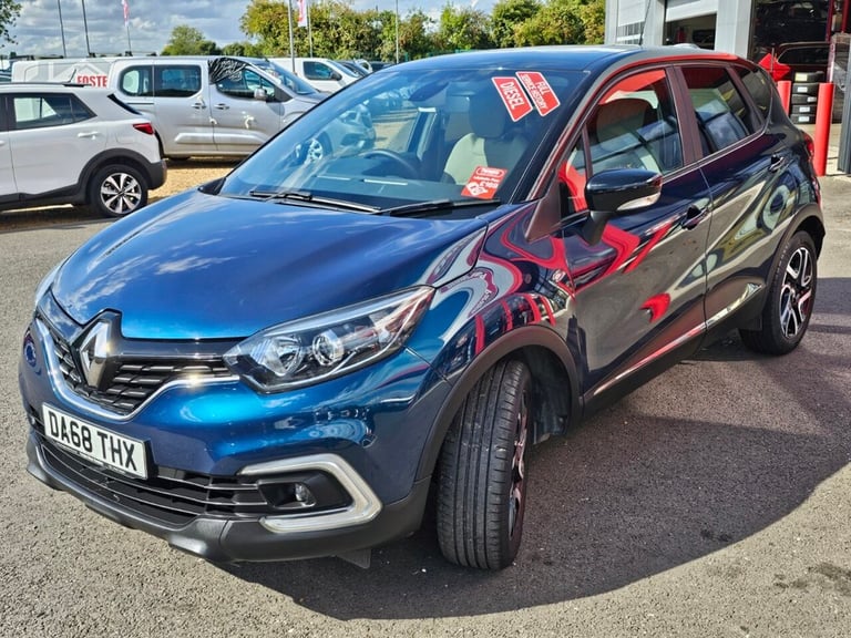 2018 Renault Captur 1.5 dCi ENERGY Iconic SUV 5dr Diesel Manual Euro 6 (s/s) (90 ps) HATCHBACK Di...