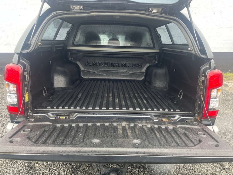 2019 Mitsubishi L200 Double Cab DI-D 150 Barbarian 4WD PICK UP DIESEL Manual