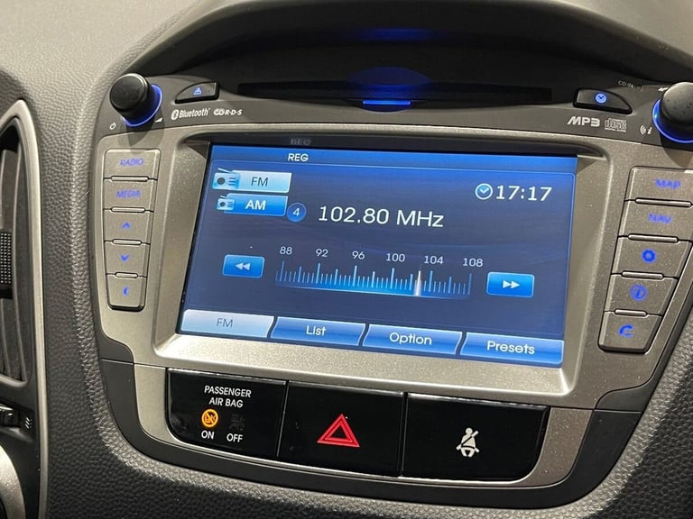 2013 Hyundai Ix35 1.7 CRDi Premium SUV 5dr Diesel Manual Euro 5 (s/s) (115 ps) Diesel Manual