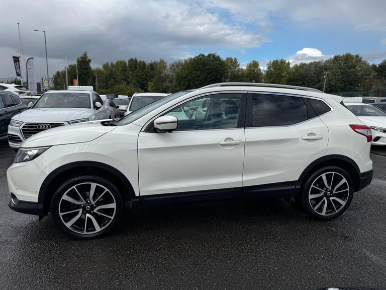 2014 Nissan Qashqai 1.5 dCi Tekna 2WD Euro 5 (s/s) 5dr HATCHBACK Diesel Manual