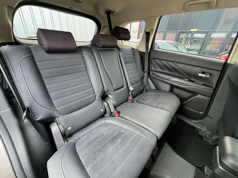 2017 Mitsubishi Outlander 2.0h 12kWh Juro CVT 4WD Euro 6 (s/s) 5dr SUV Hybrid Automatic