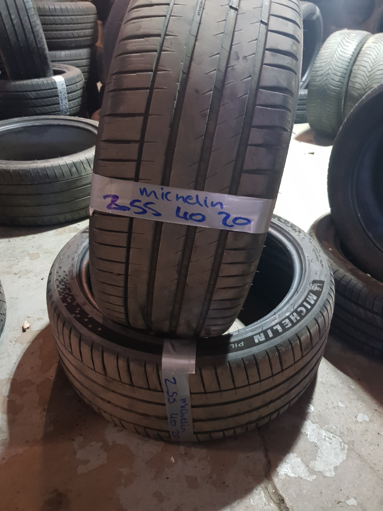 255 40 20 Michelin ps4 Tyres Matching pair ONLY £100fitted and balanced open 7 days a week