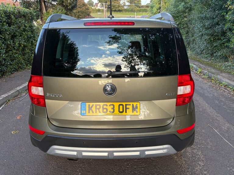 2013 Skoda Yeti 1.2 TSI Elegance Outdoor Euro 5 5dr HATCHBACK Petrol Manual